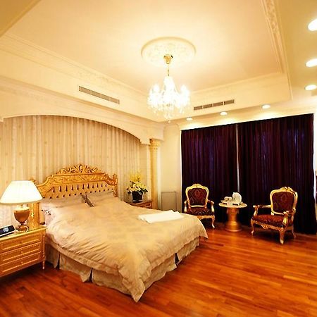 Baroque House Hotel Tainan Buitenkant foto